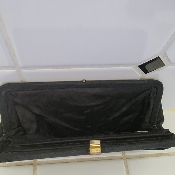 2 Vintage Clutch Bags - Picture 8 of 10